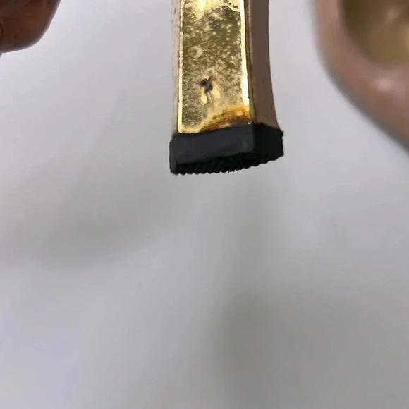 Stuart Weitzman blush leather with gold heels size 8 1/2m - Picture 6 of 8